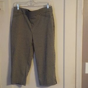 Christopher & Banks/Signature Capri Pants